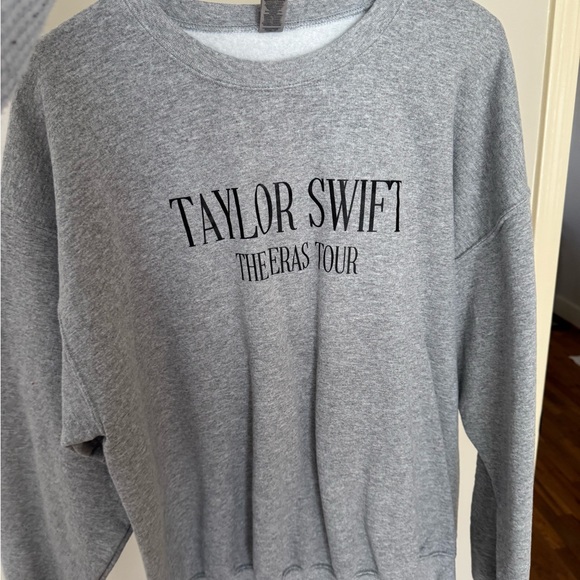 Taylor Swift The Eras Tour Sweatshirt - Picture 5 of 5